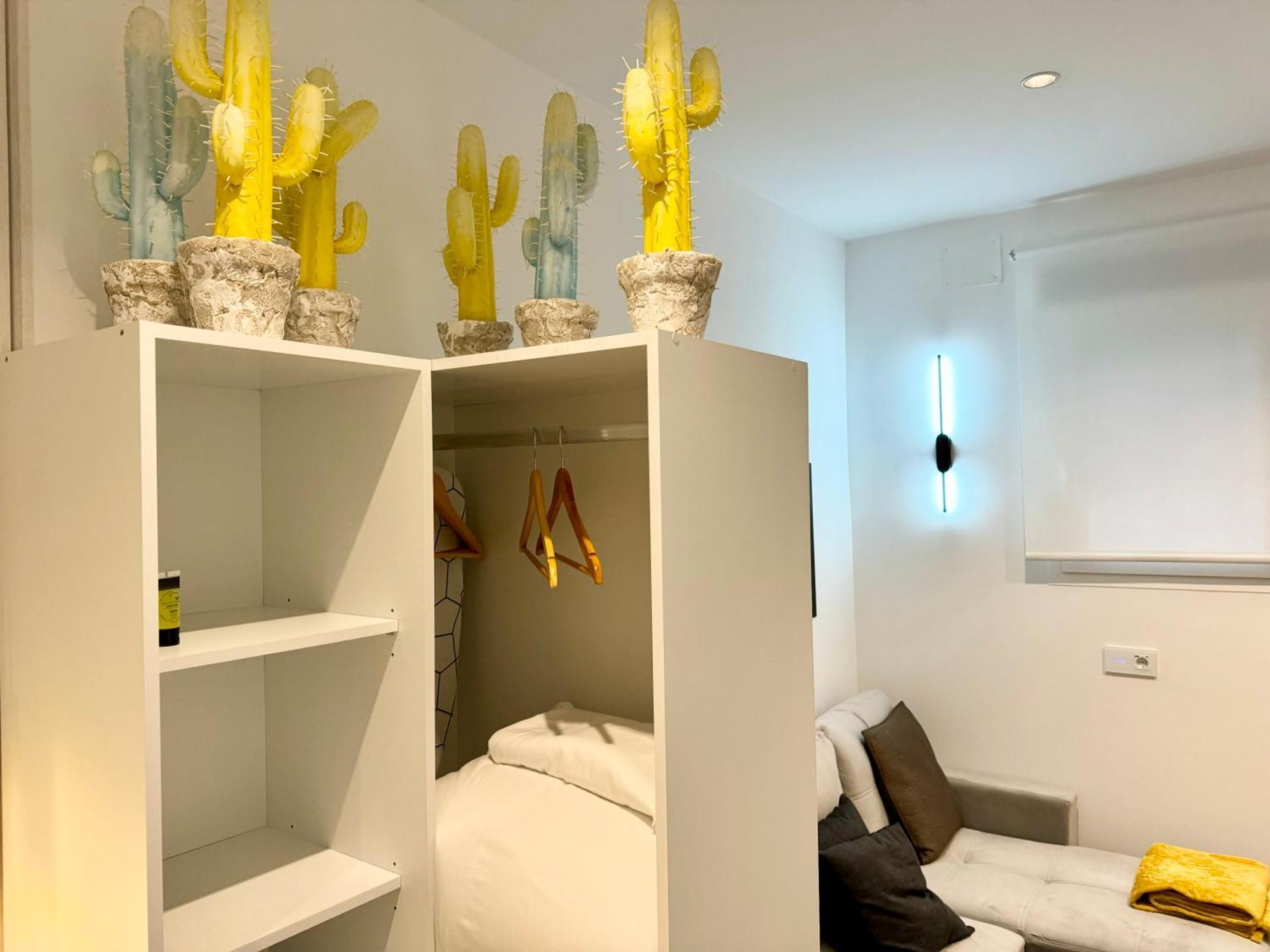 Luxury Flat City Center Full Equipe Non Touristic Madryt Zewnętrze zdjęcie