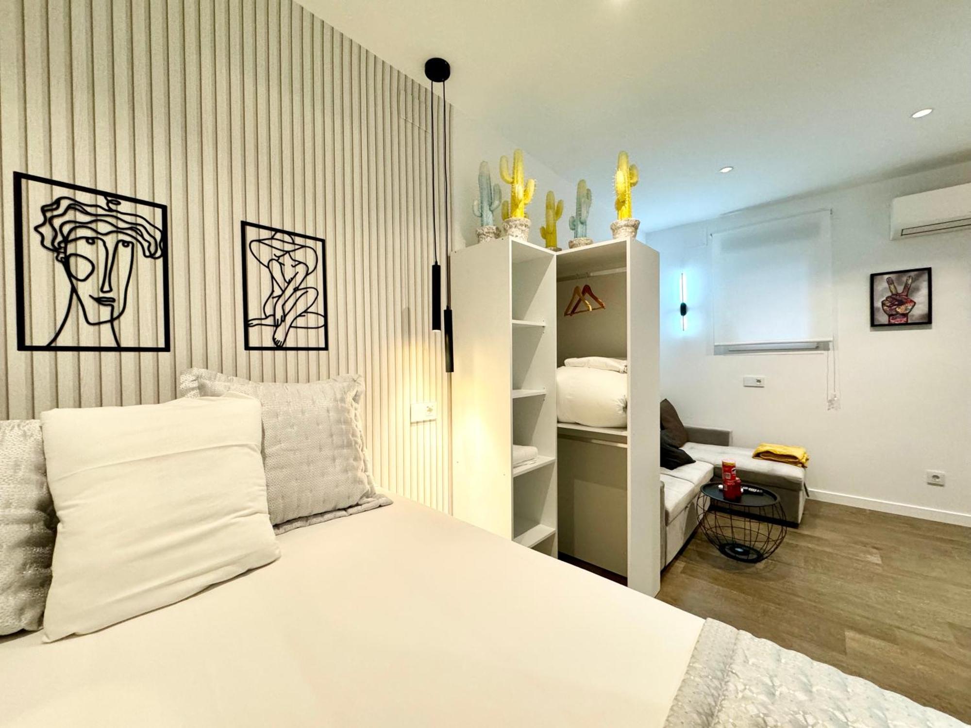 Luxury Flat City Center Full Equipe Non Touristic Madryt Zewnętrze zdjęcie