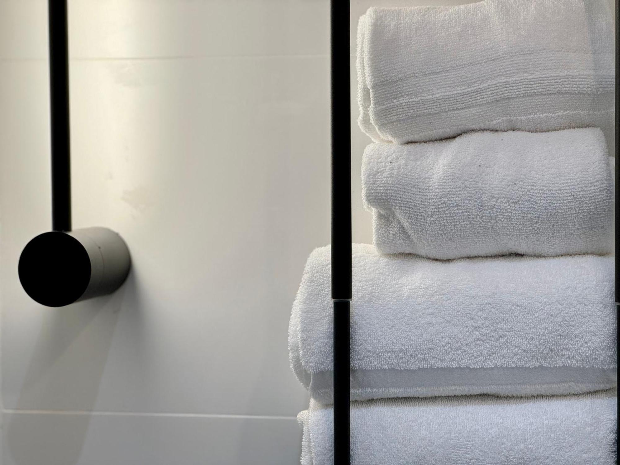 Luxury Flat City Center Full Equipe Non Touristic Madryt Zewnętrze zdjęcie