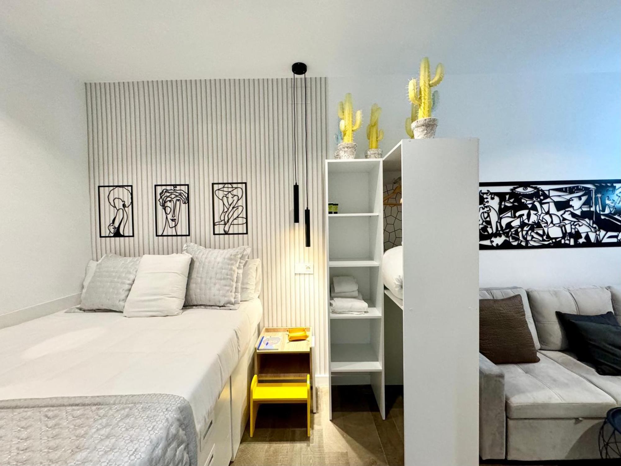 Luxury Flat City Center Full Equipe Non Touristic Madryt Zewnętrze zdjęcie