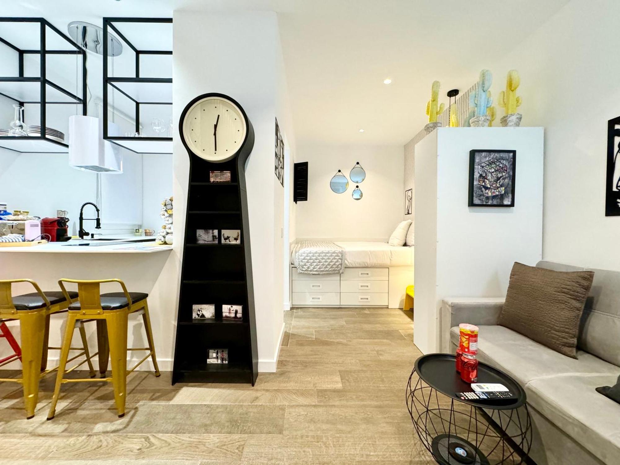 Luxury Flat City Center Full Equipe Non Touristic Madryt Zewnętrze zdjęcie